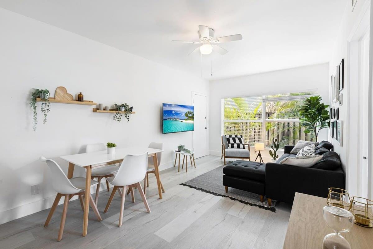 Charming 2 Bedroom Apartment In Victoria Park Fort Lauderdale Luaran gambar